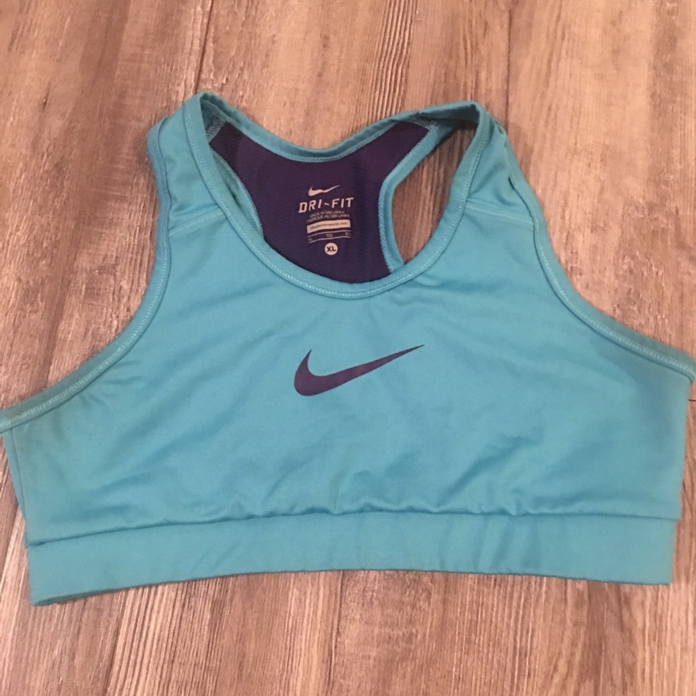 Girls Nike sports bra